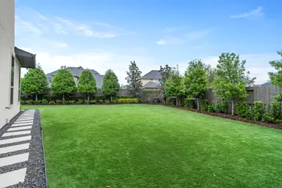 9407 Pershing Court, Missouri City, TX 77459 - Photo 46