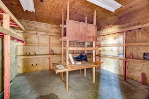 1399 County Rd 611, Dayton, TX 77535 - Photo 28