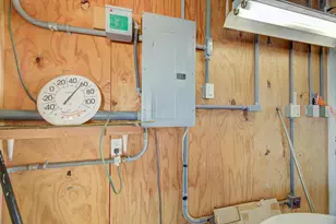 1399 County Rd 611, Dayton, TX 77535 - Photo 30