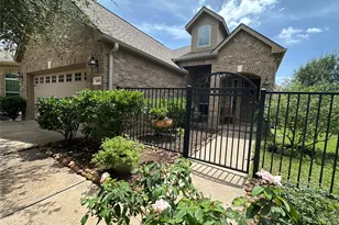 4910 Pebble Beach Pl, Katy, TX 77494 - Photo 2