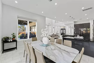 14002 Woodthorpe Lane, Houston, TX 77079 - Photo 12