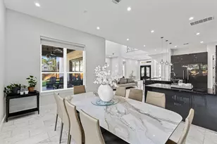 14002 Woodthorpe Ln, Houston, TX 77079 - Photo 12