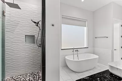 14002 Woodthorpe Lane, Houston, TX 77079 - Photo 28