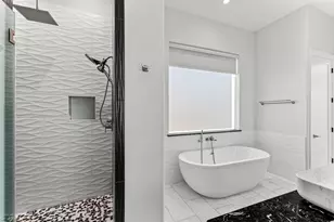 14002 Woodthorpe Ln, Houston, TX 77079 - Photo 28