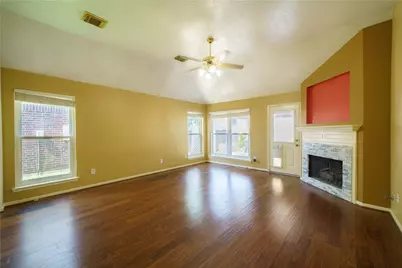 9927 Autumn Way Drive, Houston, TX 77064 - Photo 10