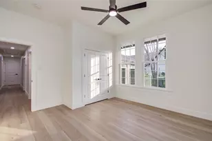 727 Travis St, Columbus, TX 78934 - Photo 18