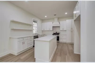 727 Travis Street, Columbus, TX 78934 - Photo 14