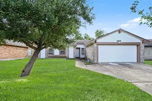 2015 Highcrest Dr, Missouri City, TX 77489 - Photo 2