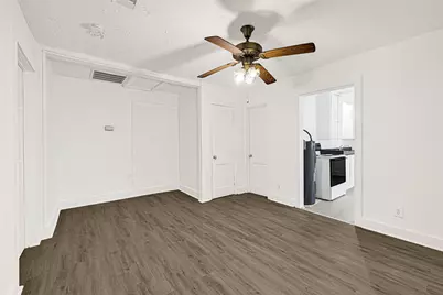 969 Wakefield Drive #B, Houston, TX 77018 - Photo 4