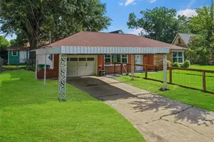 617 Graceland St, Houston, TX 77009 - Photo 2