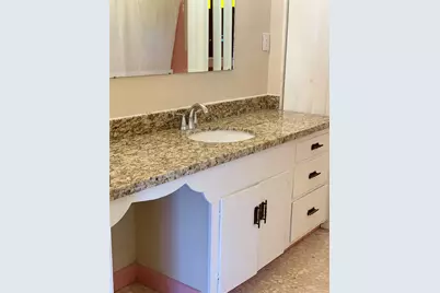 617 Graceland Street, Houston, TX 77009 - Photo 16