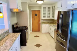 617 Graceland St, Houston, TX 77009 - Photo 8