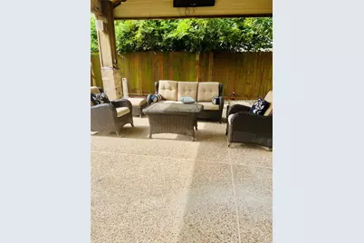 11004 Oakwood Drive, La Porte, TX 77571 - Photo 8