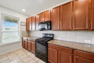 15410 Rosehill Summit Ln, Houston, TX 77044 - Photo 12