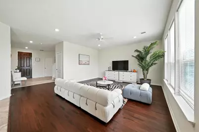 15410 Rosehill Summit Lane, Houston, TX 77044 - Photo 8