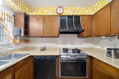 5822 Skewen Street, Humble, TX 77346 - Photo 16