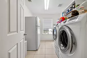 1907 Lakeside Xing, Katy, TX 77494 - Photo 16