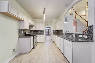 3818 Ridge Canyon Rd, Baytown, TX 77521 - Photo 16