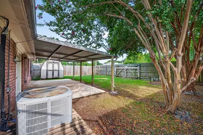 603 Littlewood Street, Baytown, TX 77521 - Photo 6