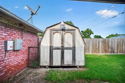 603 Littlewood Street, Baytown, TX 77521 - Photo 4
