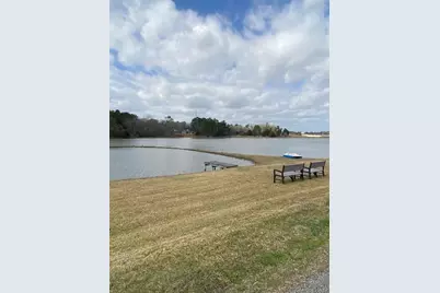 561 Lakeway Drive, Conroe, TX 77316 - Photo 16