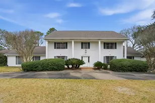 506 Bayou Dr, Richmond, TX 77469 - Photo 1