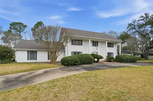 506 Bayou Dr, Richmond, TX 77469 - Photo 2