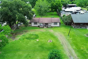 535 Pampa St, Pasadena, TX 77504 - Photo 2