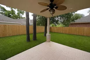 26871 Castlecliff Ln, Kingwood, TX 77339 - Photo 18