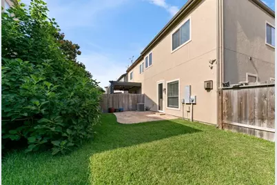 2922 Royal Oaks Crest, Houston, TX 77082 - Photo 18