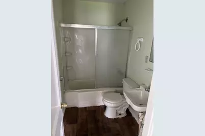 527 W 8th Street, Freeport, TX 77541 - Photo 6