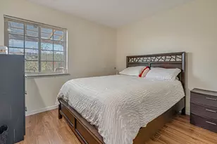 13806 Sheri Hollow Ln, Houston, TX 77082 - Photo 22