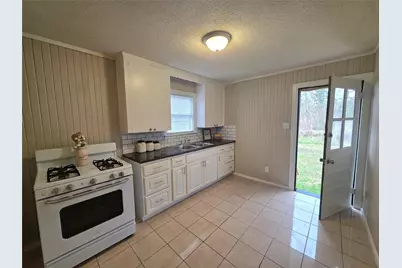 12307 Nola Court, Houston, TX 77013 - Photo 8