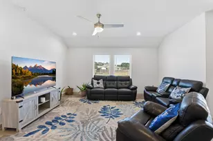 137 Big Sandy Ln, Anahuac, TX 77514 - Photo 10