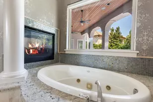 47 Hunnewell Way, The Woodlands, TX 77382 - Photo 24
