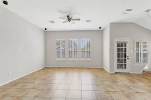 16002 NE Sonoma Park Dr, Houston, TX 77049 - Photo 14