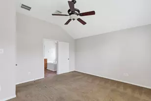 16002 NE Sonoma Park Dr, Houston, TX 77049 - Photo 18