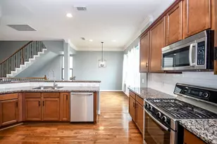 2222 Hilshire Lake Dr, Houston, TX 77080 - Photo 14