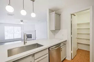 8051 Bay Branch Dr, The Woodlands, TX 77382 - Photo 10