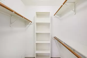 8051 Bay Branch Dr, The Woodlands, TX 77382 - Photo 18