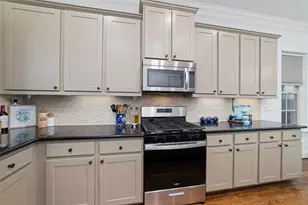 8726 Kempwood Dr, Houston, TX 77080 - Photo 14