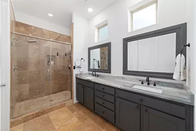8726 Kempwood Drive, Houston, TX 77080 - Photo 20