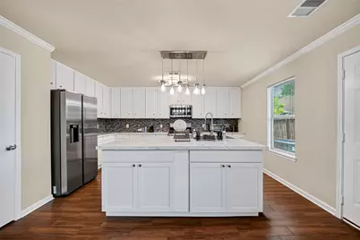 7130 Liberty Oak Court, Houston, TX 77049 - Photo 16