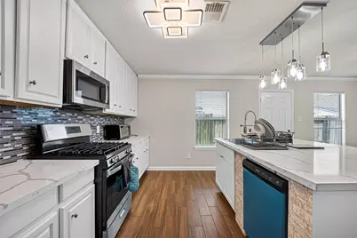 7130 Liberty Oak Court, Houston, TX 77049 - Photo 18