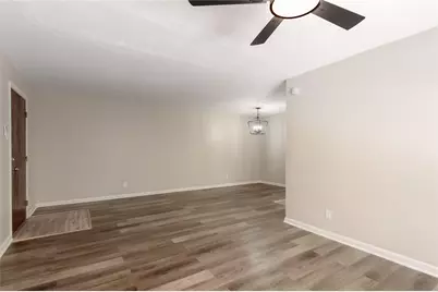 818 University Avenue #6, Huntsville, TX 77320 - Photo 6