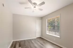 818 University Ave, Huntsville, TX 77320 - Photo 16