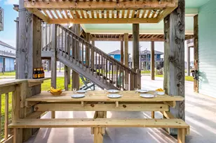 972 S Redfish, Crystal Beach, TX 77650 - Photo 8