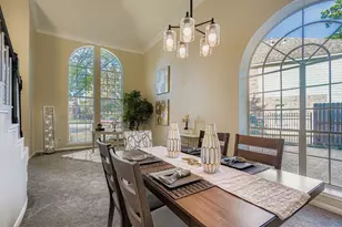 16106 Castlegrove Ct, Tomball, TX 77377 - Photo 6