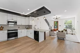 8605 Amadwe St, Houston, TX 77051 - Photo 2