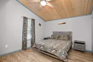 600 Pine Island Cove Rd, Grapeland, TX 75844 - Photo 16